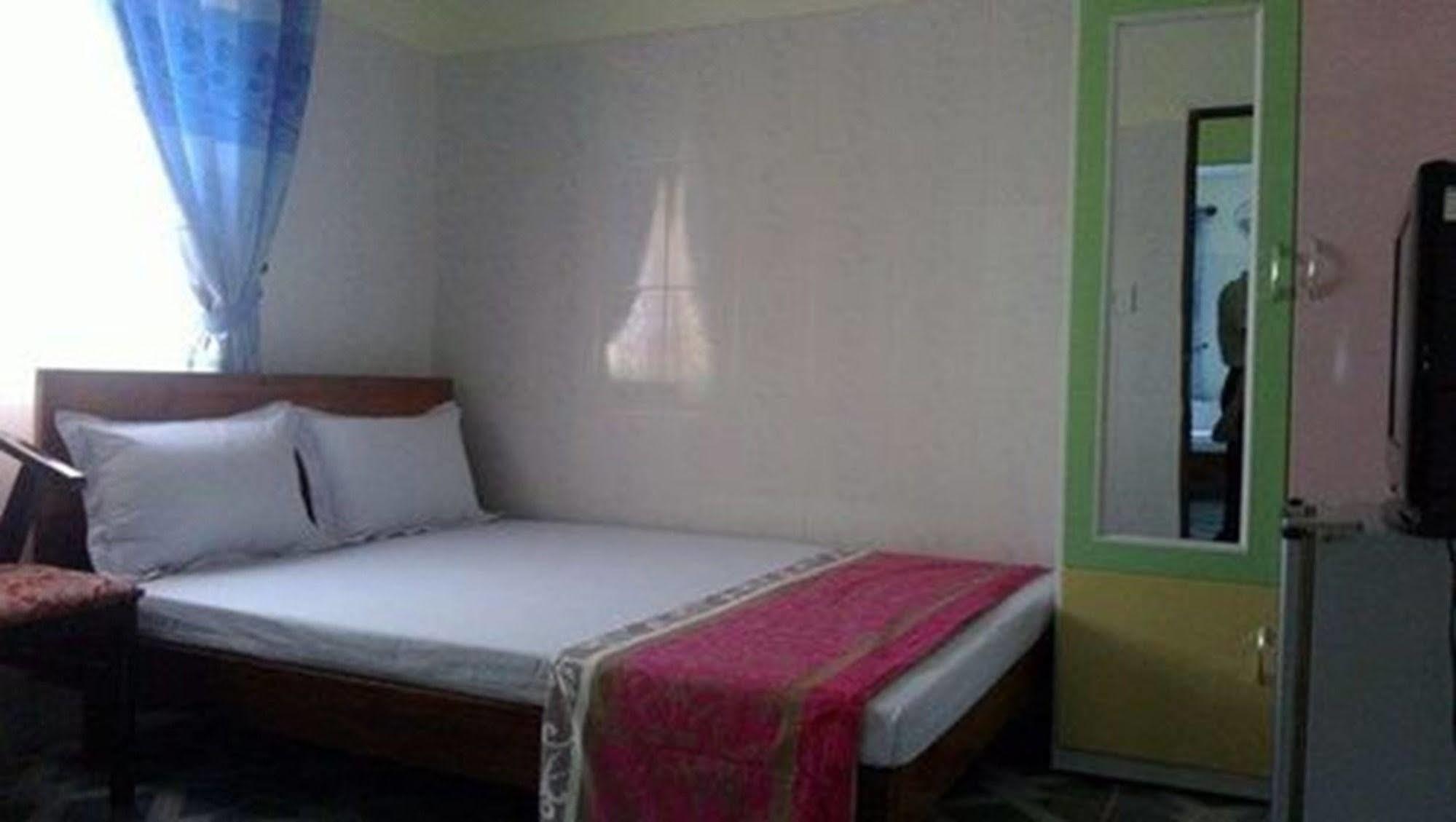 Anh Linh 1 Hotel ด่งเฮ้ย ภายนอก รูปภาพ